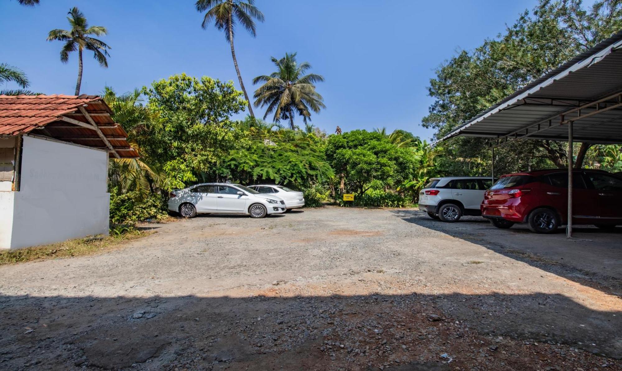 Treebo Sadhoo Heritage Ayurvedic Spa & Pool Otel Kannur Dış mekan fotoğraf